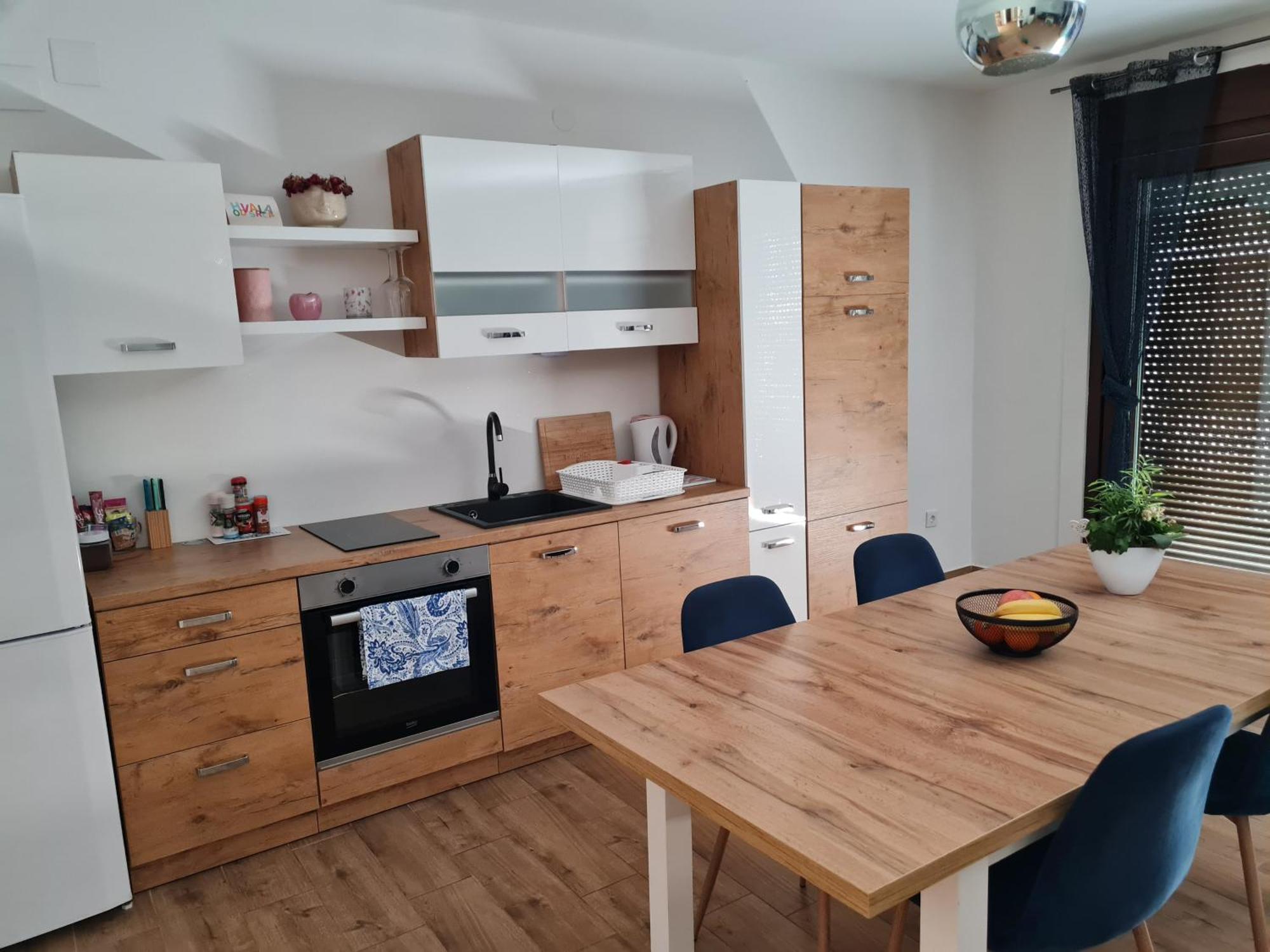 Old Town Road Apartment Karlovac Bagian luar foto
